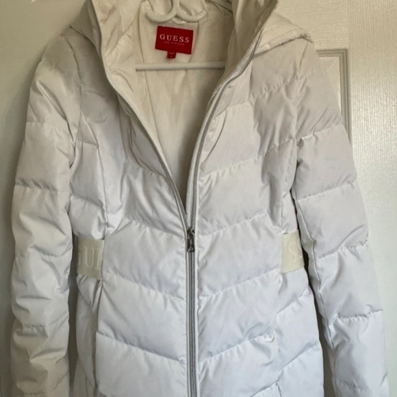 Guess White Puffer Jacket - Picture 1 of 5
